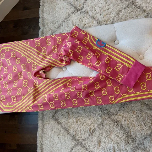 GUCCI Logo Pink Leggings - Picture 13 of 15